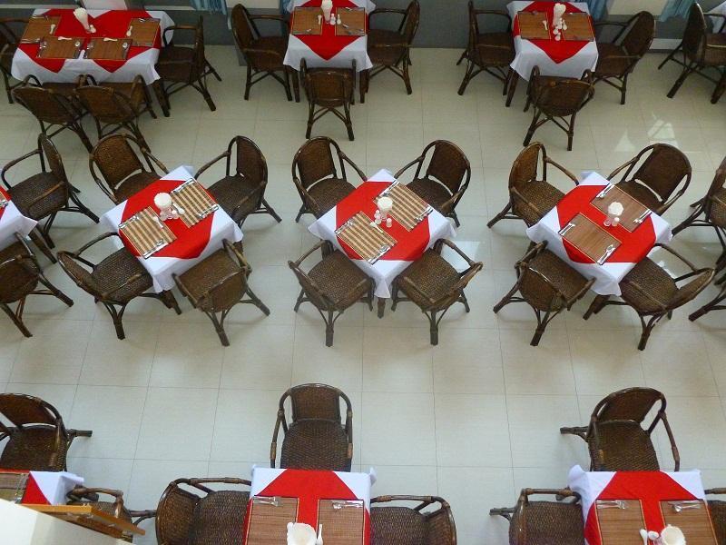 Diamond Crown Hotel Gyogon Bagian luar foto