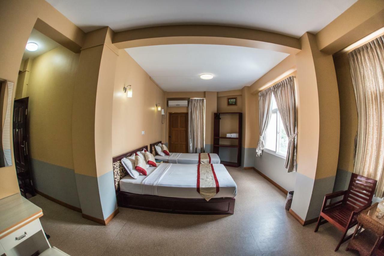 Diamond Crown Hotel Gyogon Bagian luar foto